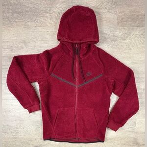 Nike Sherpa Jacket Mens Medium Burgundy Tech Fleece Windrunner Mesh Lined Hooded